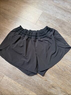 Lululemon Black Track That 3" shorts running with liner Black
